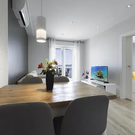 Stipe Apartment