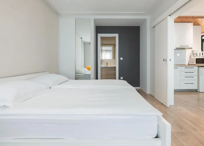 Apartment Stipe